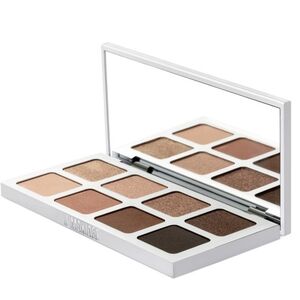 IL MAKIAGE Color Boss Master Eyeshadow Palette in HUNDO P